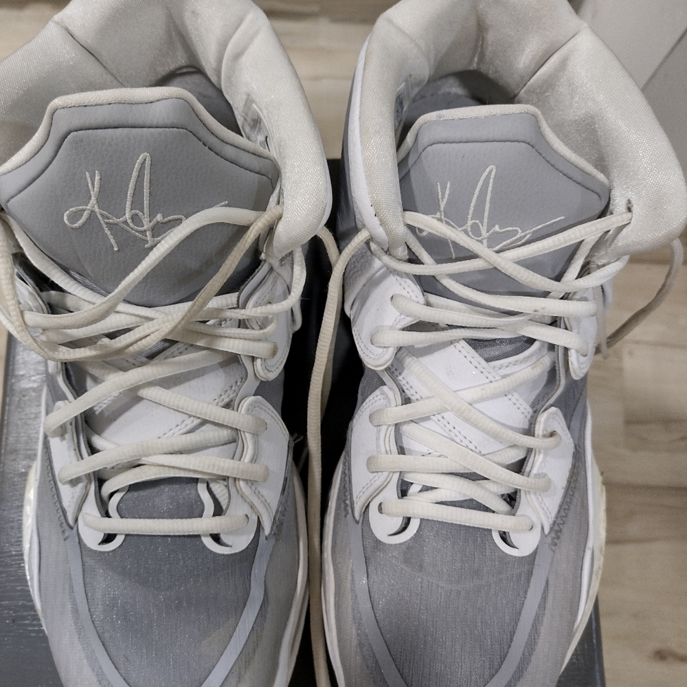 Size 14 - Nike Kyrie Infinity TB Mid Wolf Grey